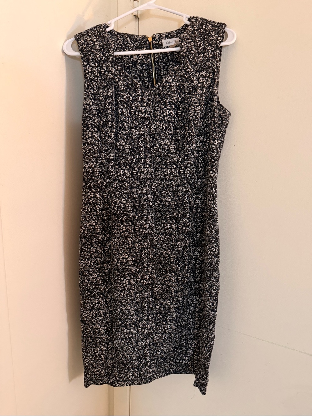 Calvin Klein Black and White Floral Sheath Dress with Back Zip